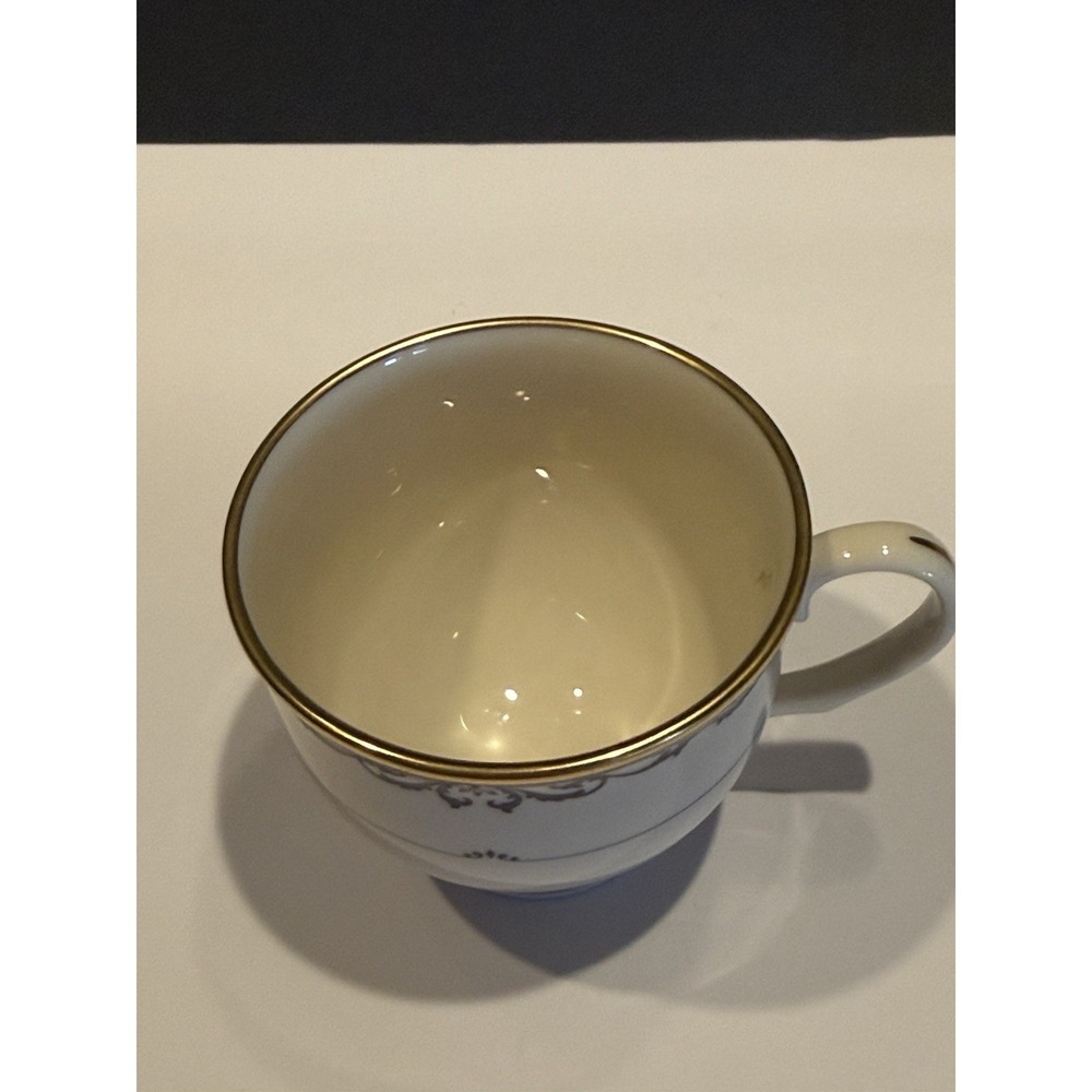 Lenox Liberty Presidential Collection Blue Scroll Gold Trim USA  Tea Cup - Picture 5 of 6